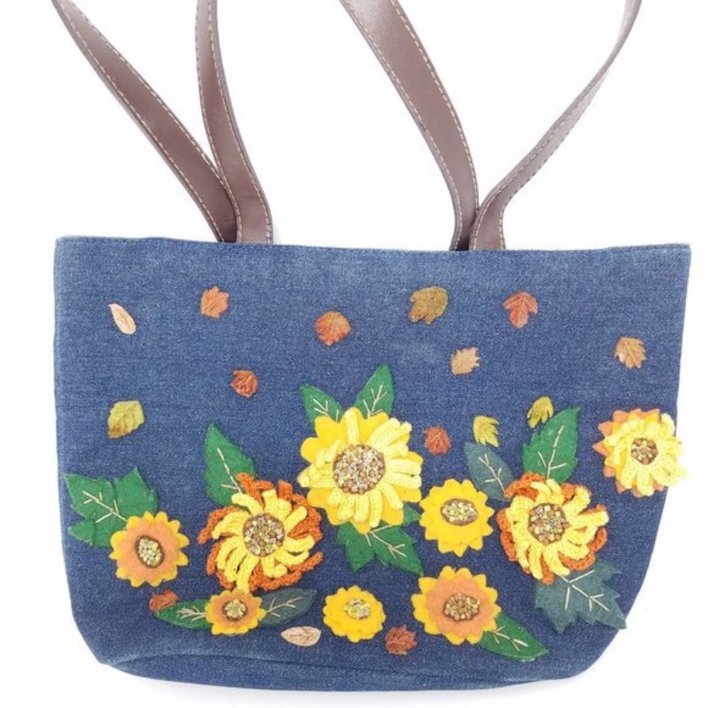 Cappelli Straworld bag‎ denim w/crochet flowers